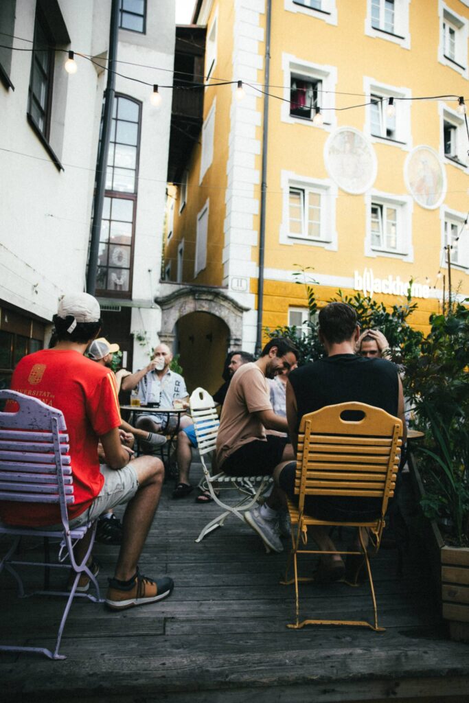 Montagu Bed And Beers Cocktail Bar Hostel Innsbruck Austria Biergarten Summer Scaled 1