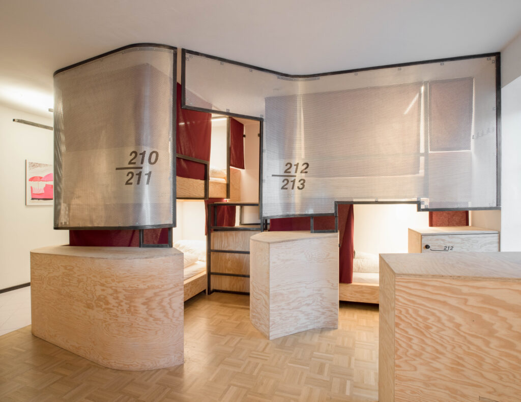 Montagu Hostel Innsbruck Dorm2