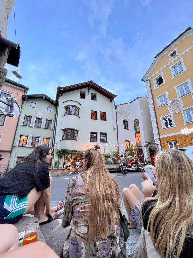 Montagu Hostel Innsbruck Outside View Portrait